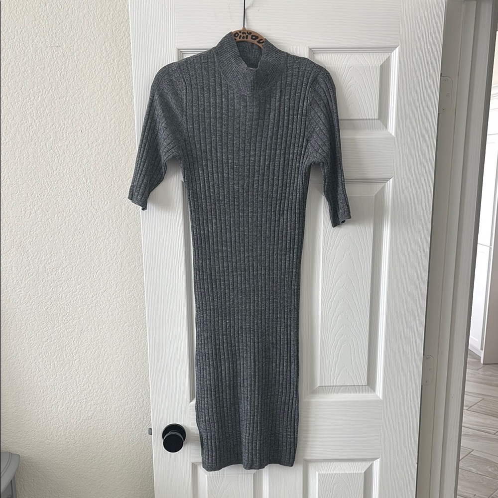 Skies Are Blue Gray Ribbed Bodycon Midi Dress